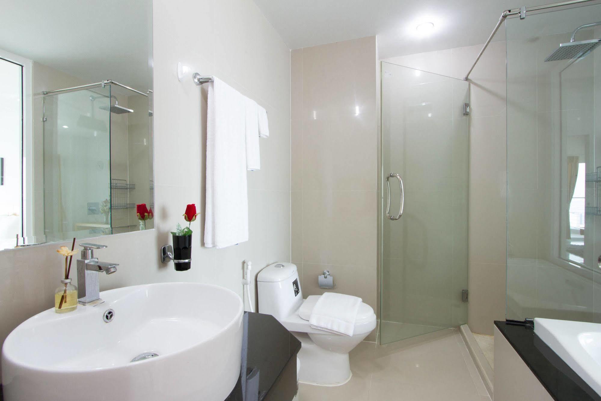 Ariva Royal Hill Pattaya Apartment Exterior photo